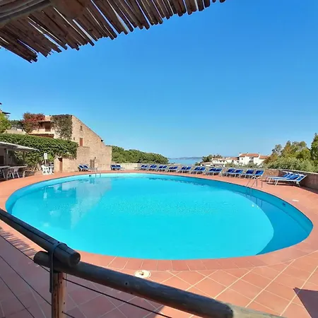 Vakantiehuis Amazing Sea View Terrace With A Swimming Pool *