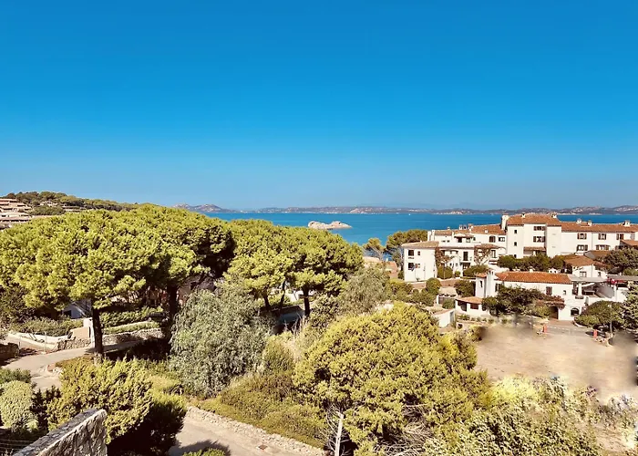 Hébergement de vacances La Terrazza Di A Baja Sardinia